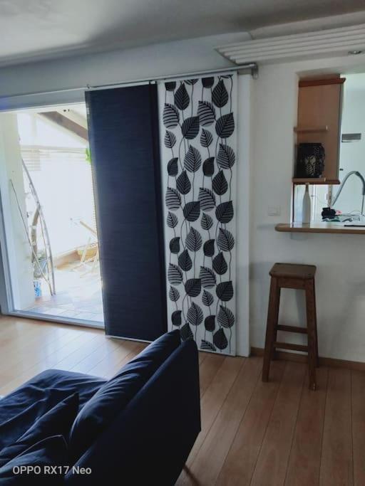 Appartement Au Coeur Du Village De Callian Luaran gambar