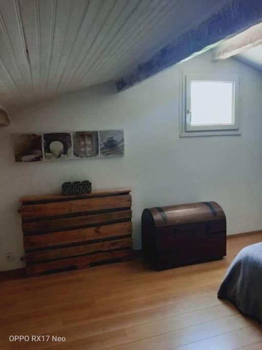 Appartement Au Coeur Du Village De Callian Luaran gambar