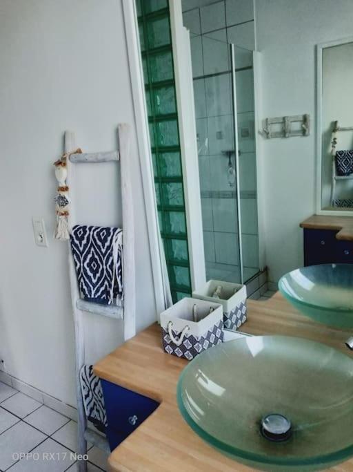 Appartement Au Coeur Du Village De Callian Luaran gambar